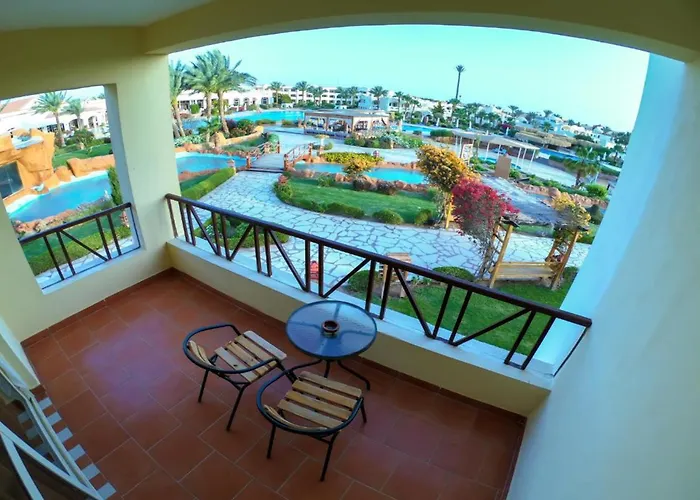 Üdülőközpont Regency Plaza Aqua Park And 4*
