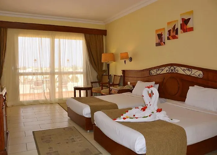 Regency Plaza Aqua Park And 4*