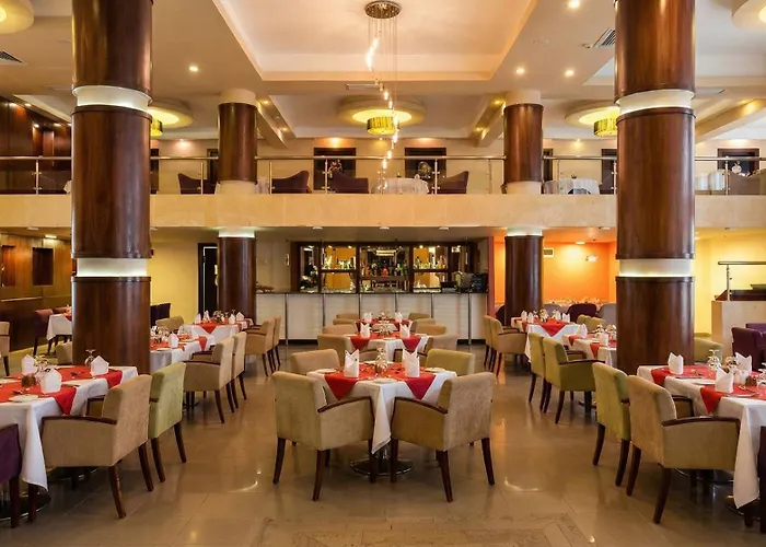 Resort Regency Plaza Aqua Park And