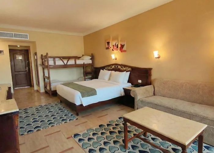 Resort Regency Plaza Aqua Park And